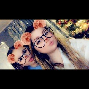 Meet your Posher, Madison